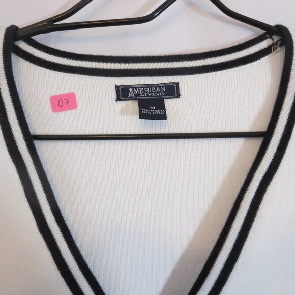 Fall Button-Down‎ Knit Cardigan - Picture 2 of 5